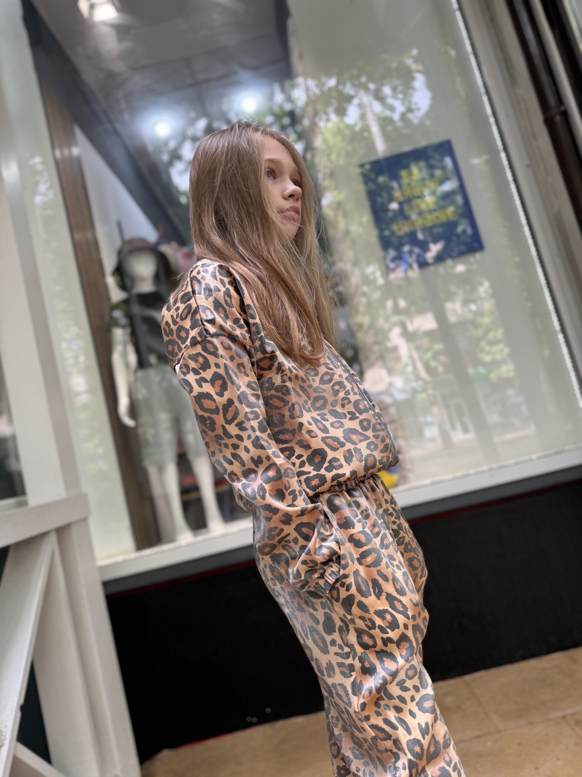 костюм лео з палацо